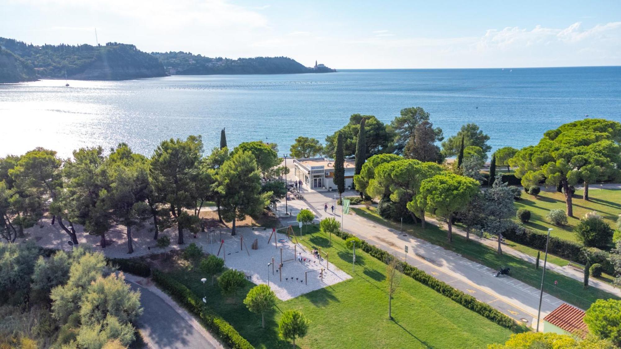 Hotel Laguna Deluxe - Terme Krka Strunjan Eksteriør bilde